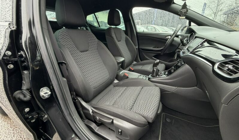 OPEL Astra | FWD (przód) | Manualna | 150 KM | Czarny full
