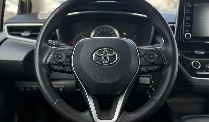TOYOTA Corolla  | przedni | Manualna | 125 KM | Czarny full