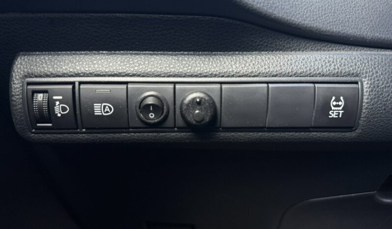TOYOTA Corolla  | przedni | Manualna | 125 KM | Czarny full