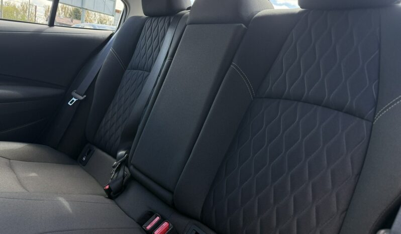 TOYOTA Corolla  | przedni | Manualna | 125 KM | Czarny full