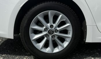 TOYOTA Corolla  | przedni | Automatyczna | 125 KM | bialy full