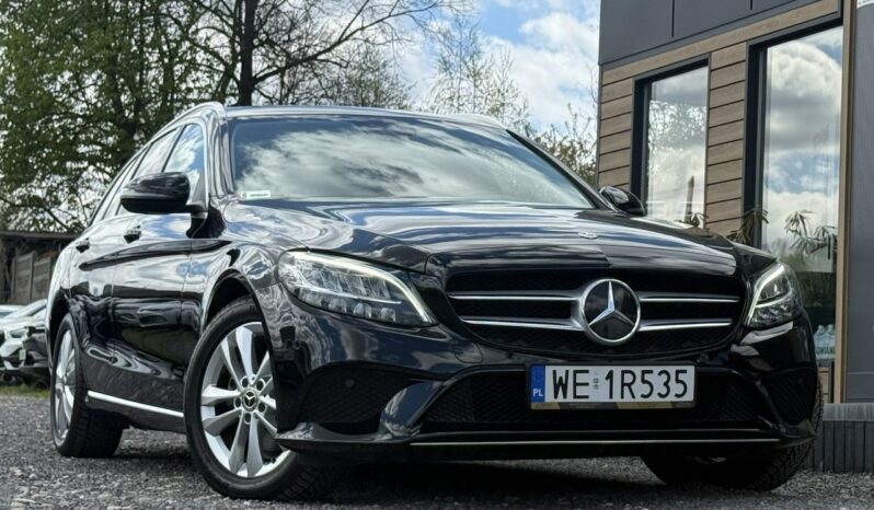Mercedes C 200 | Tylny | Automatyczna | 160 Km | Czarny