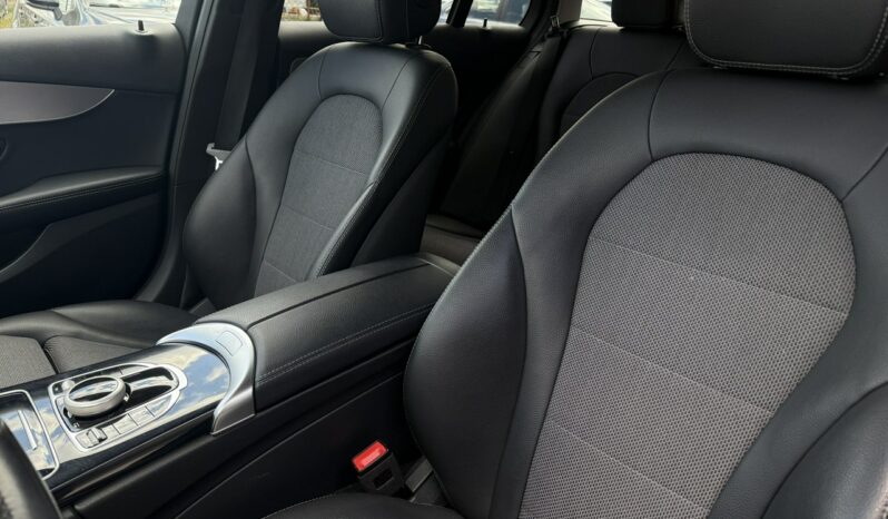 Mercedes C 200 | tylny | Automatyczna | 160 KM | Czarny full