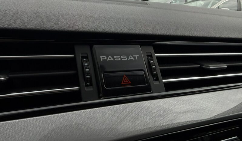 VOLKSWAGEN Passat  | przedni | Manualna | 150 KM | bialy full