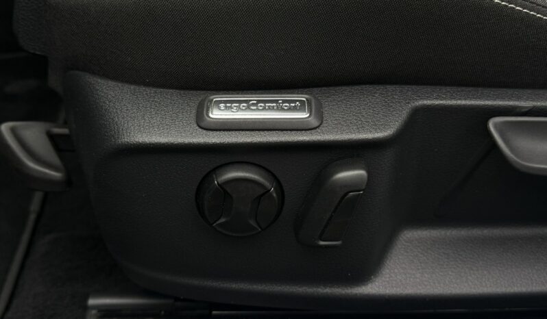 VOLKSWAGEN Passat  | przedni | Manualna | 150 KM | bialy full