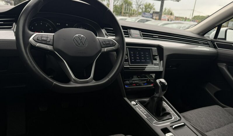 VOLKSWAGEN Passat  | przedni | Manualna | 150 KM | bialy full