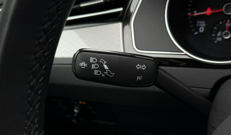 VOLKSWAGEN Passat  | przedni | Manualna | 150 KM | bialy full