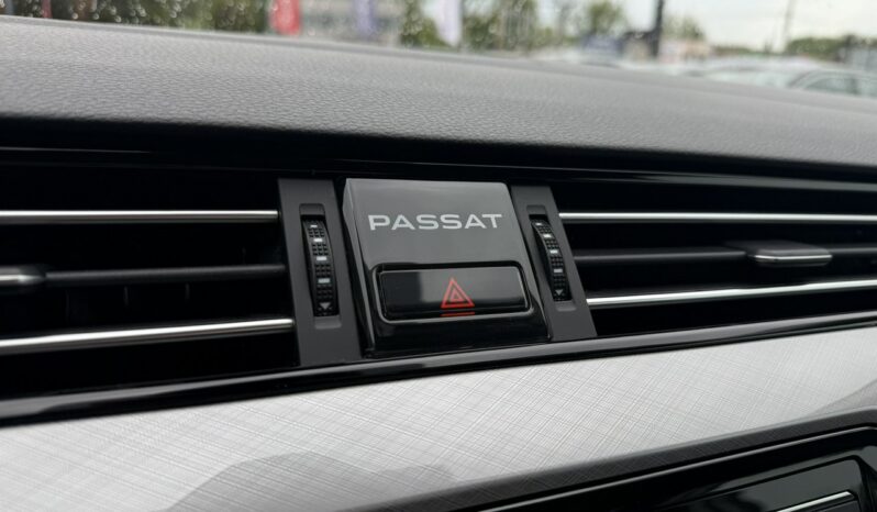VOLKSWAGEN Passat  | przedni | Manualna | 150 KM | bialy full