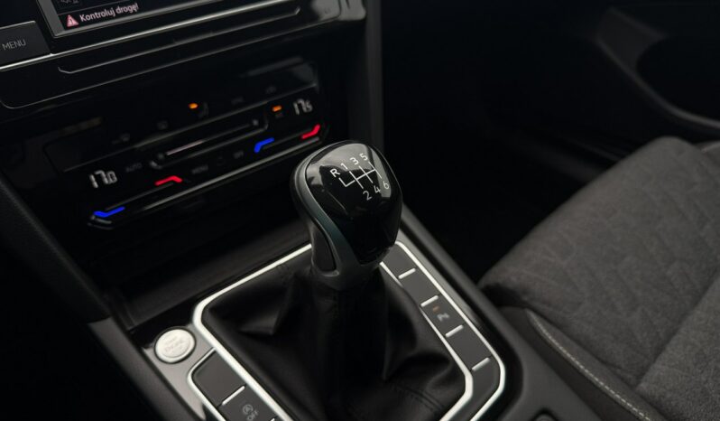 VOLKSWAGEN Passat  | przedni | Manualna | 150 KM | bialy full
