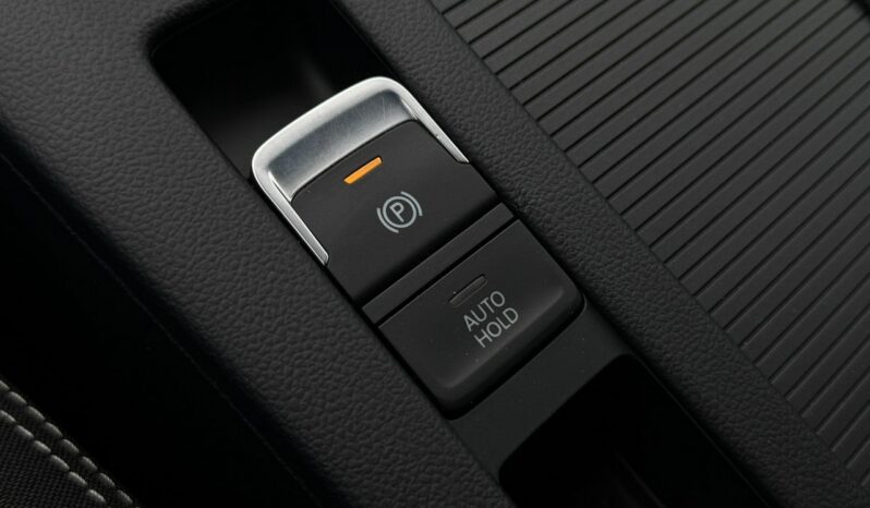 VOLKSWAGEN Passat  | przedni | Manualna | 150 KM | bialy full