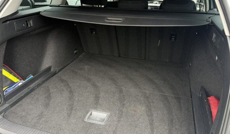 VOLKSWAGEN Passat  | przedni | Manualna | 150 KM | bialy full