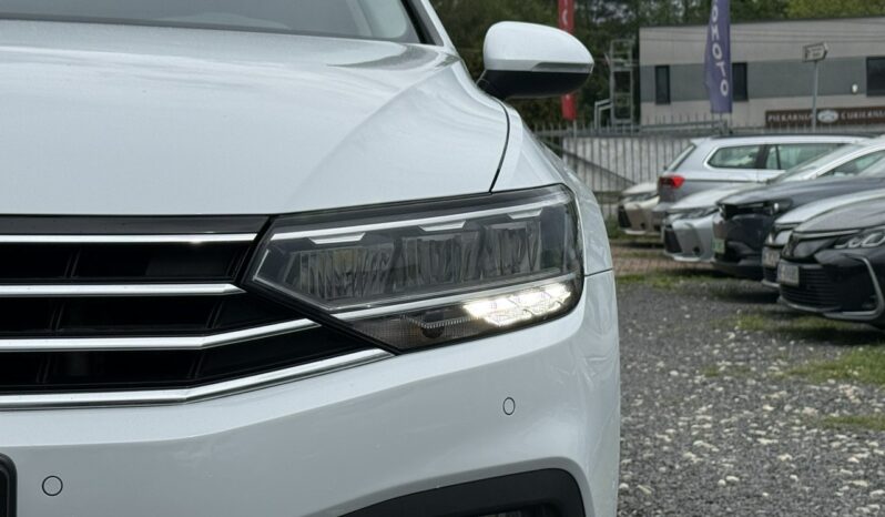VOLKSWAGEN Passat  | przedni | Manualna | 150 KM | bialy full