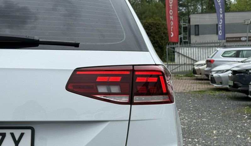 VOLKSWAGEN Passat  | przedni | Manualna | 150 KM | bialy full
