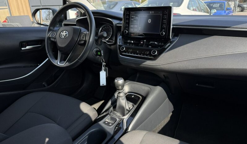 TOYOTA Corolla  | przedni | Manualna | 125 KM | niebieski jasny full