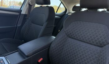 SKODA Superb  | przedni | Automatyczna | 150 KM | Szary full