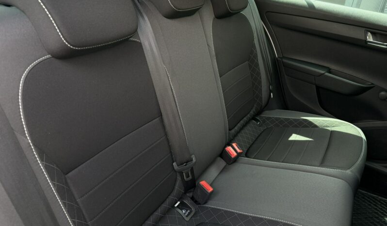 SKODA Fabia  | przedni | Manualna | 95 KM | bialy full