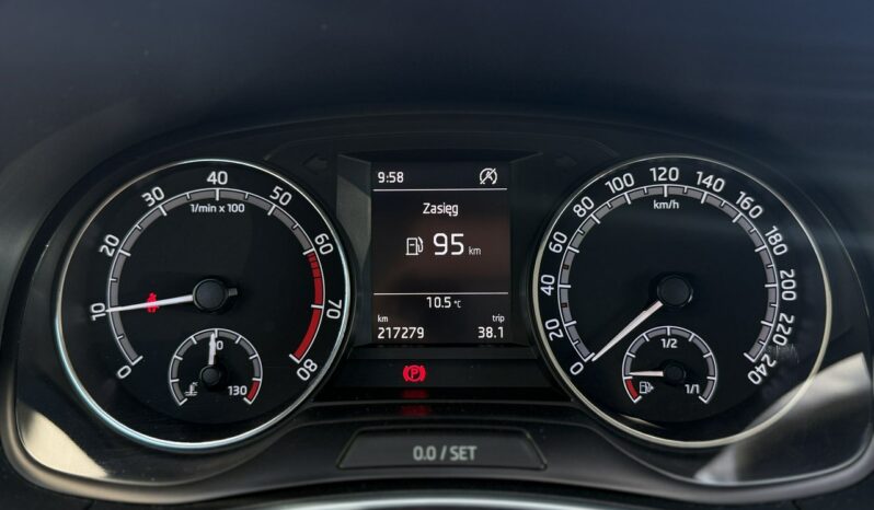SKODA Fabia  | przedni | Manualna | 110 KM | Szary full