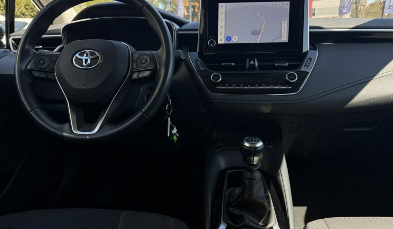 TOYOTA Corolla  | przedni | Manualna | 125 KM | Srebrny full
