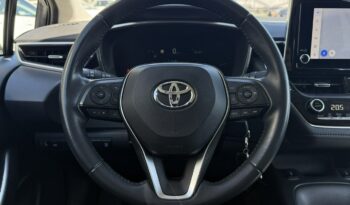 TOYOTA Corolla  | przedni | Manualna | 125 KM | Srebrny full