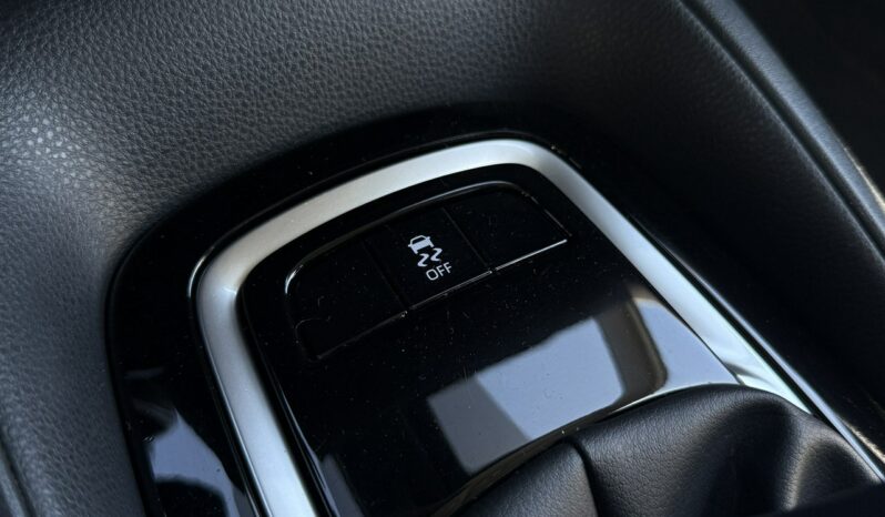 TOYOTA Corolla  | przedni | Manualna | 125 KM | Srebrny full