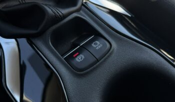 TOYOTA Corolla  | przedni | Manualna | 125 KM | Srebrny full