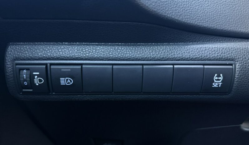 TOYOTA Corolla  | przedni | Manualna | 125 KM | Srebrny full