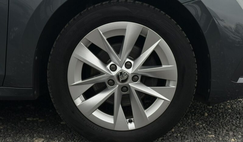 SKODA Octavia  | przedni | Manualna | 150 KM | Szary full