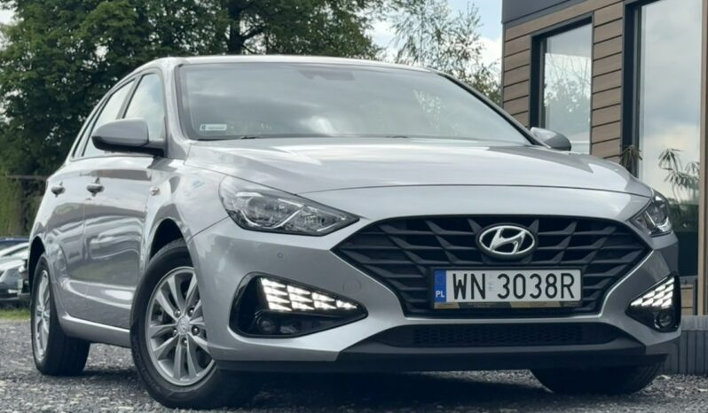 HYUNDAI I30  | przedni | Manualna | 110 KM | Srebrny full