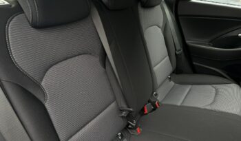 HYUNDAI I30  | przedni | Manualna | 110 KM | Srebrny full