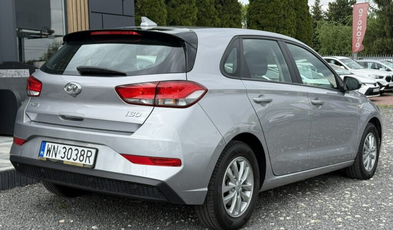 HYUNDAI I30  | przedni | Manualna | 110 KM | Srebrny full