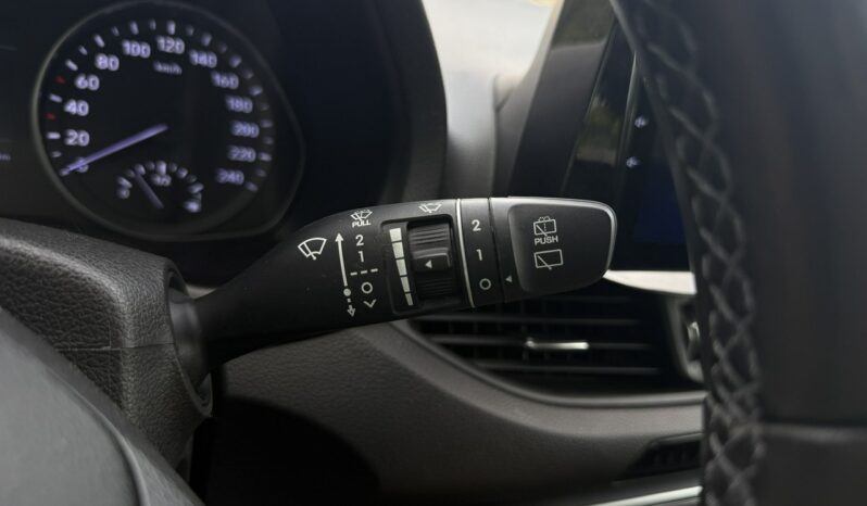 HYUNDAI I30  | przedni | Manualna | 120 KM | Srebrny full