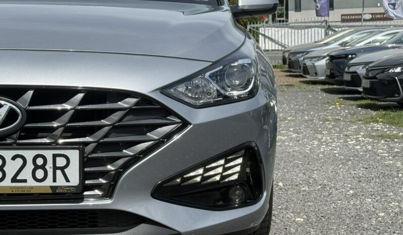 HYUNDAI I30  | przedni | Manualna | 120 KM | Srebrny full