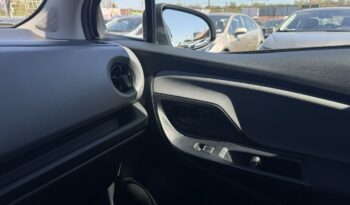 TOYOTA Yaris  | przedni | Manualna | 111 KM | bialy full