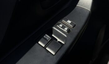 TOYOTA Yaris  | przedni | Manualna | 111 KM | bialy full