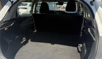 TOYOTA Yaris  | przedni | Manualna | 111 KM | bialy full