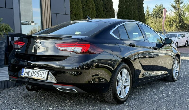 OPEL Insignia  | przedni | Automatyczna | 170 KM | Czarny full