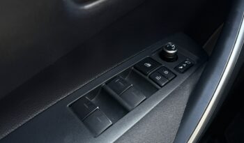 TOYOTA Corolla  | przedni | Automatyczna | 125 KM | Srebrny full