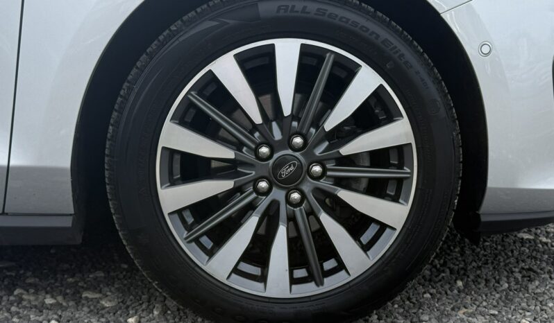 FORD Focus  | przedni | Manualna | 125 KM | Srebrny full