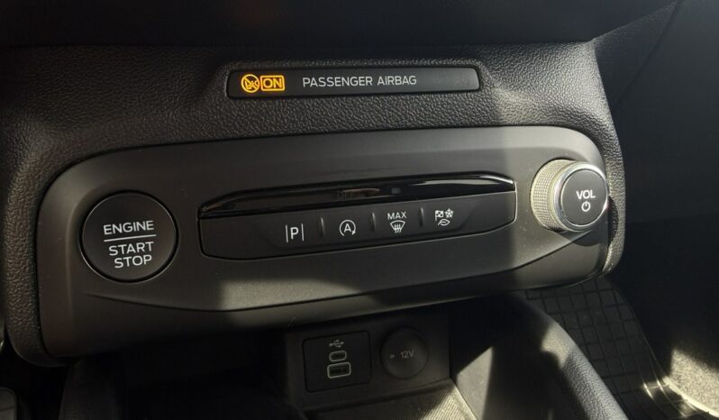 FORD Focus  | przedni | Manualna | 125 KM | Srebrny full