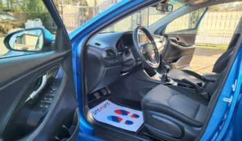 HYUNDAI I30  | przedni | Manualna | 120 KM | niebieski jasny full