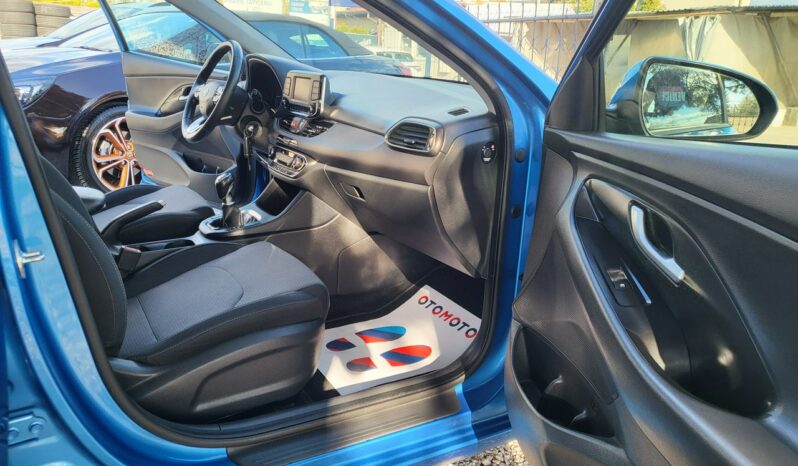 HYUNDAI I30  | przedni | Manualna | 120 KM | niebieski jasny full