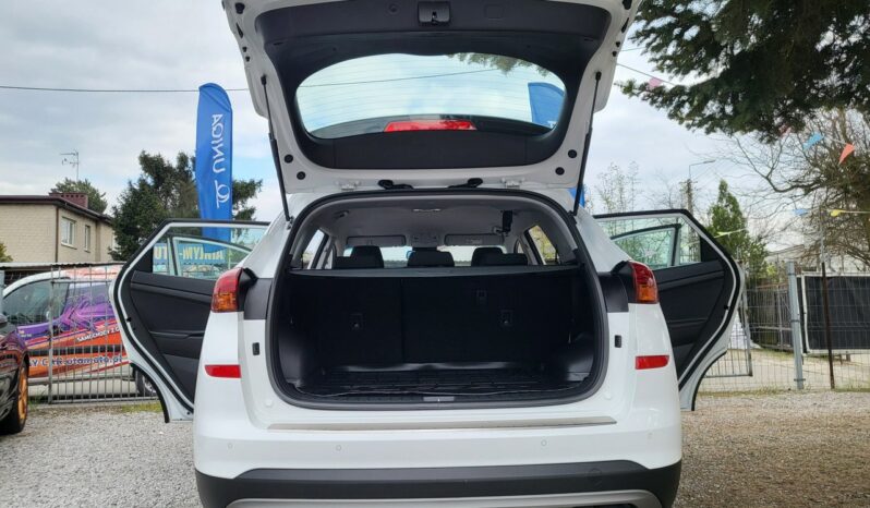 HYUNDAI Tucson  | przedni | Manualna | 136 KM | bialy full