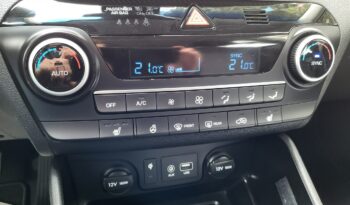 HYUNDAI Tucson  | przedni | Manualna | 136 KM | bialy full