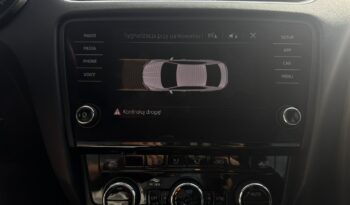 SKODA Octavia  | przedni | Manualna | 115 KM | bialy full