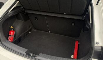 SEAT Leon  | przedni | automatyczna_dwusprzeglowa | 110 KM | bialy full