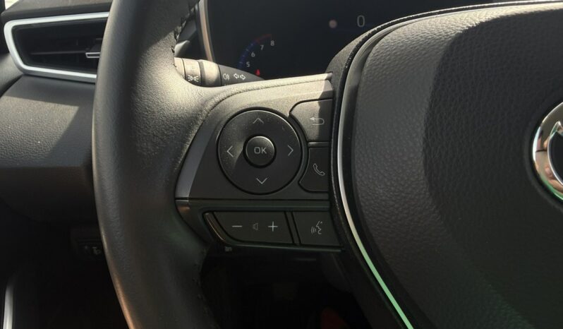 TOYOTA Corolla  | przedni | Manualna | 125 KM | Srebrny full