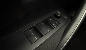 TOYOTA Corolla  | przedni | Manualna | 125 KM | Srebrny full