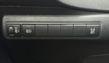 TOYOTA Corolla  | przedni | Manualna | 125 KM | Srebrny full