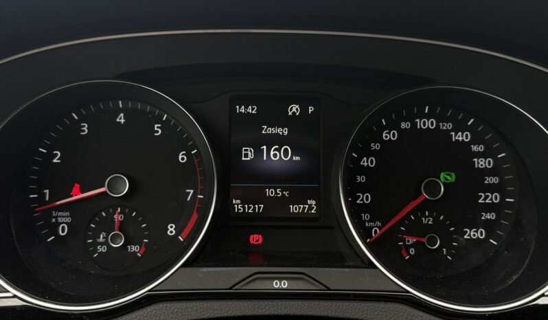 VOLKSWAGEN Passat  | FWD (przód) | Automatyczna D/S | 150 KM | Srebrny full