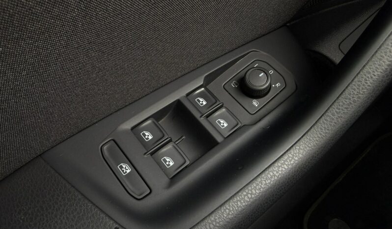 VOLKSWAGEN Passat  | FWD (przód) | Automatyczna D/S | 150 KM | Srebrny full